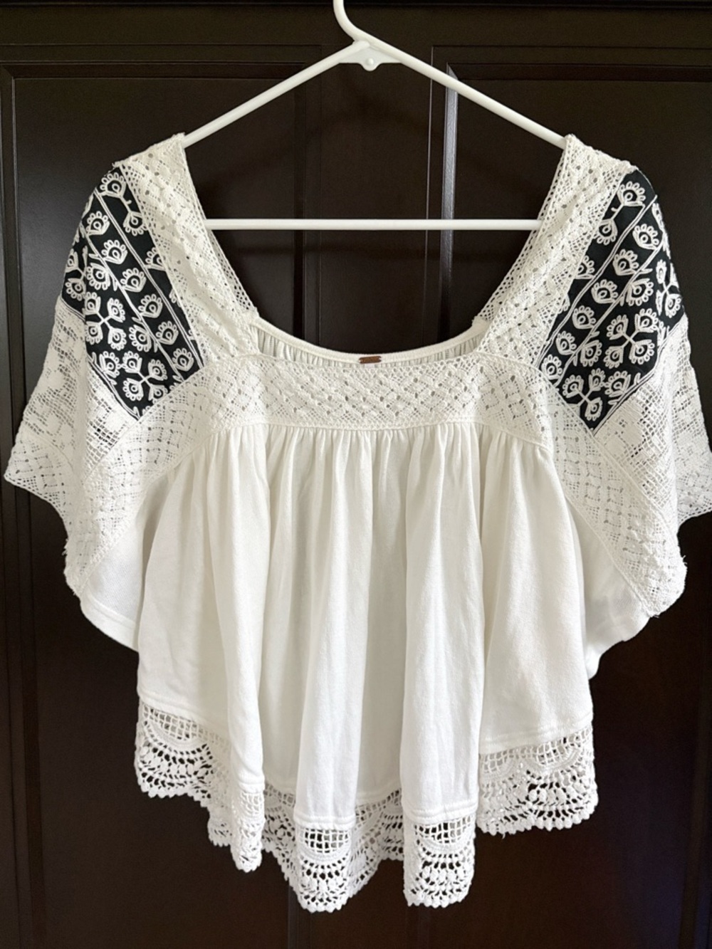 Like New Free People Prairie Days Embroidered Place Trim Top White Black Small